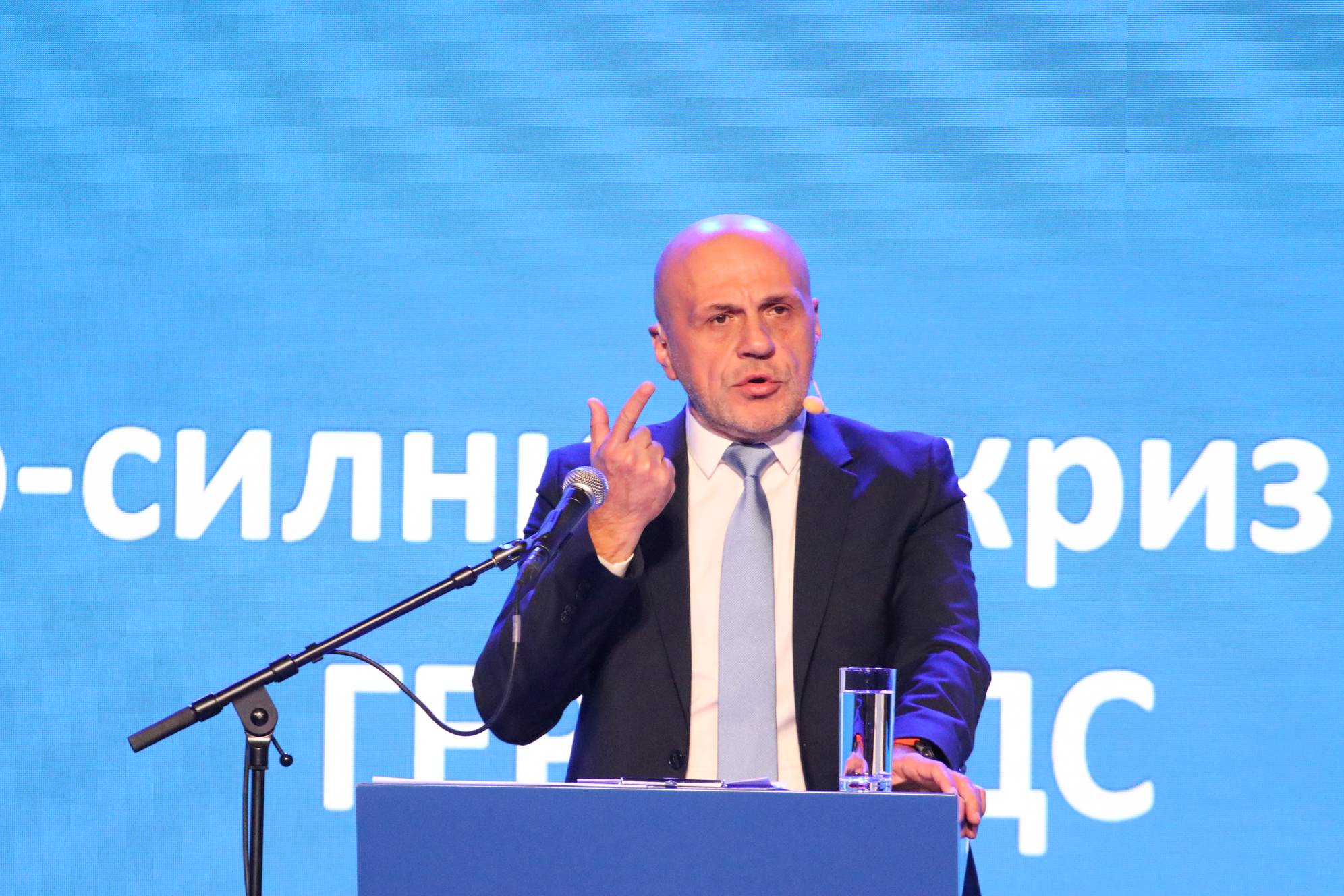  Томислав Дончев 